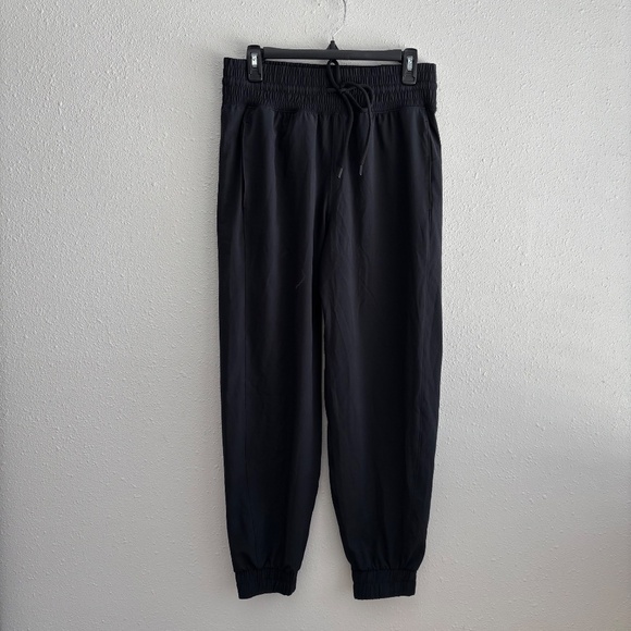 NWT Abercrombie YPB Black motionTEK high waisted Jogger - Picture 4 of 5